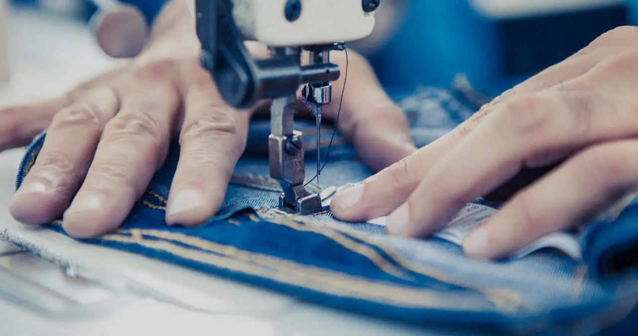Sewing machine in action